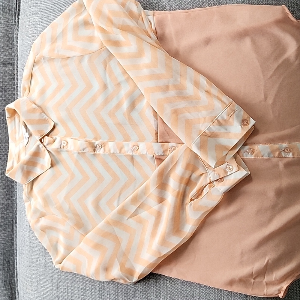 Peach and Cream Blouse Size Large